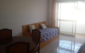 Lovely 4-Bed Apartment In Estombar